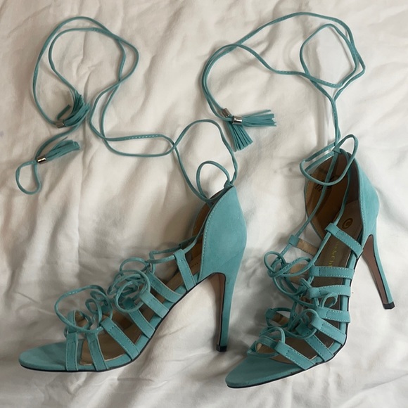 Never worn up the leg teal heels , super cute - Picture 1 of 4